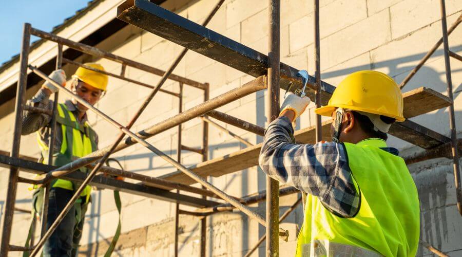 Professional gutter cleaning in Sparta, MO